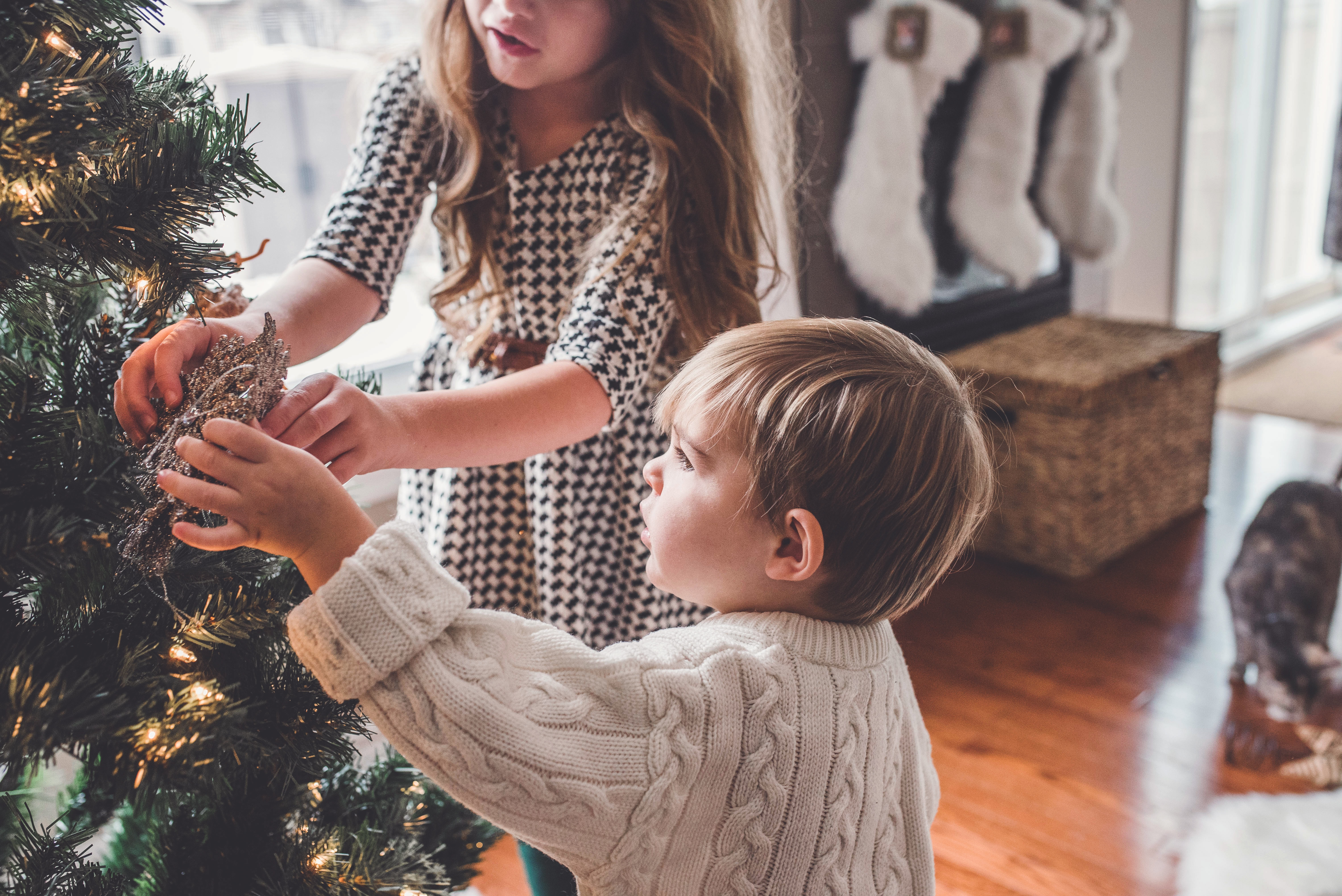 How to Help Your Children Through the Holidays During Your Divorce - Collaborative Practice San Diego - holidays, divorce, collaborative divorce, children of divorce - Photo by Paige Cody on Unsplash