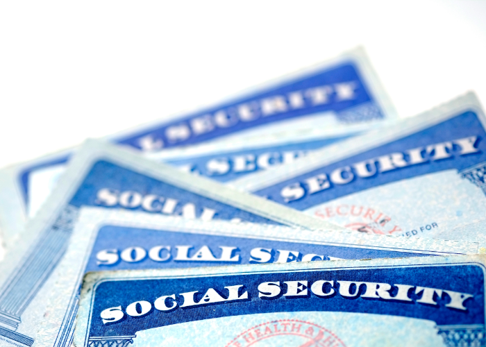 Picture of Social Security cards.